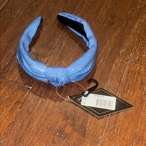 NWT!! Blue Knotted Headband (A Fashion MUST 🩷)